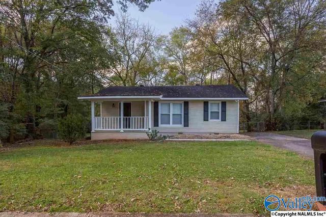 4306 NW Cloverdale Drive, Huntsville, AL 35805