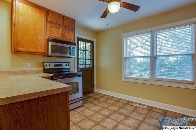 4306 NW Cloverdale Drive, Huntsville, AL 35805