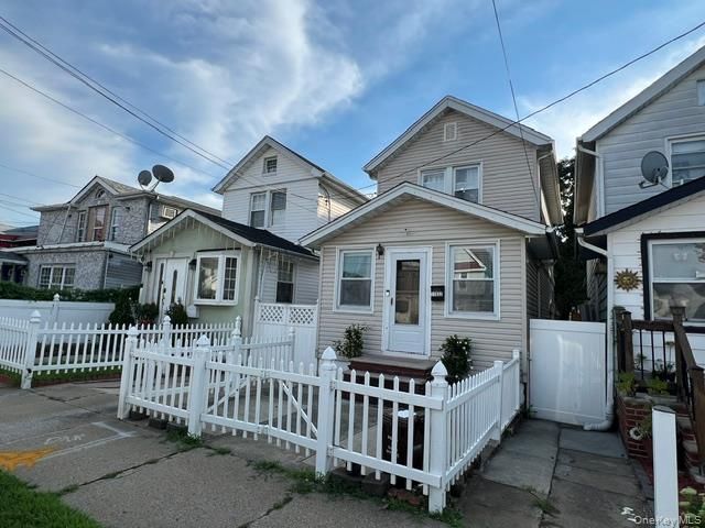 11522 124th Street, South Ozone Park, NY 11420