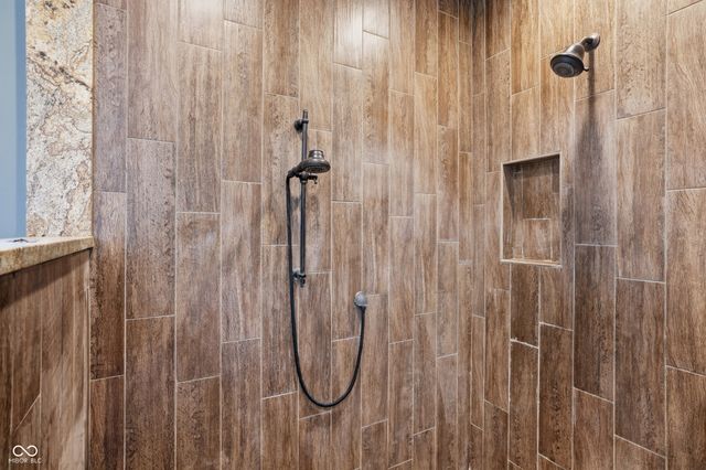 4568 State Road 135 S, Nashville, IN 47448