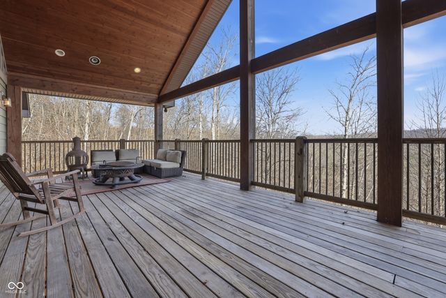 4568 State Road 135 S, Nashville, IN 47448