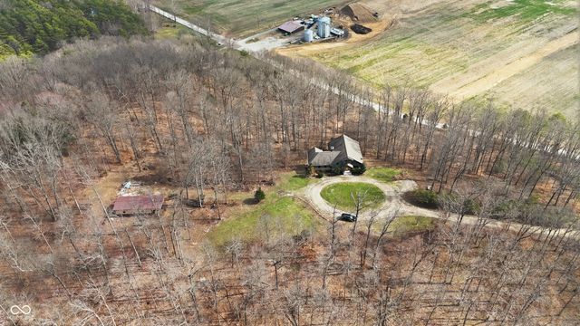 4568 State Road 135 S, Nashville, IN 47448