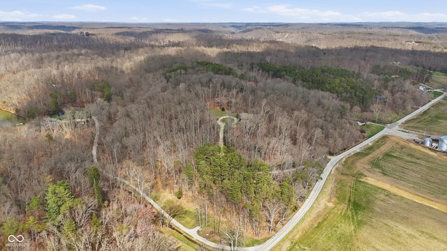 4568 State Road 135 S, Nashville, IN 47448