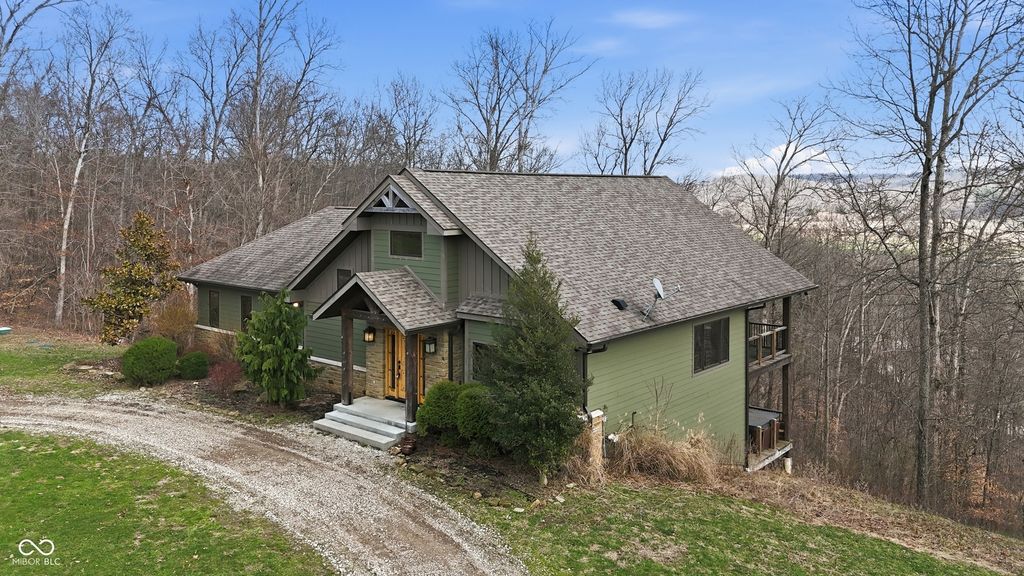4568 State Road 135 S, Nashville, IN 47448