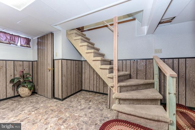 321 S CHESTNUT ST, Summit Hill, PA 18250