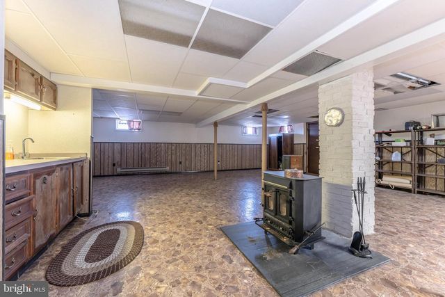 321 S CHESTNUT ST, Summit Hill, PA 18250