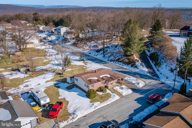 321 S CHESTNUT ST, Summit Hill, PA 18250