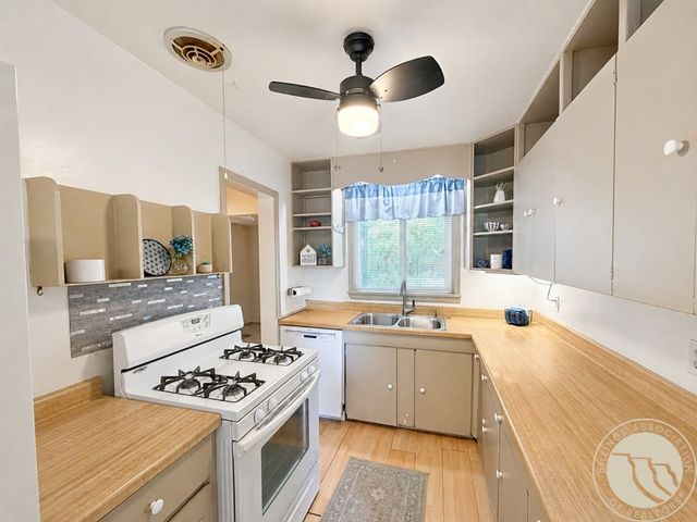 1105 N 23rd Street, Billings, MT 59101