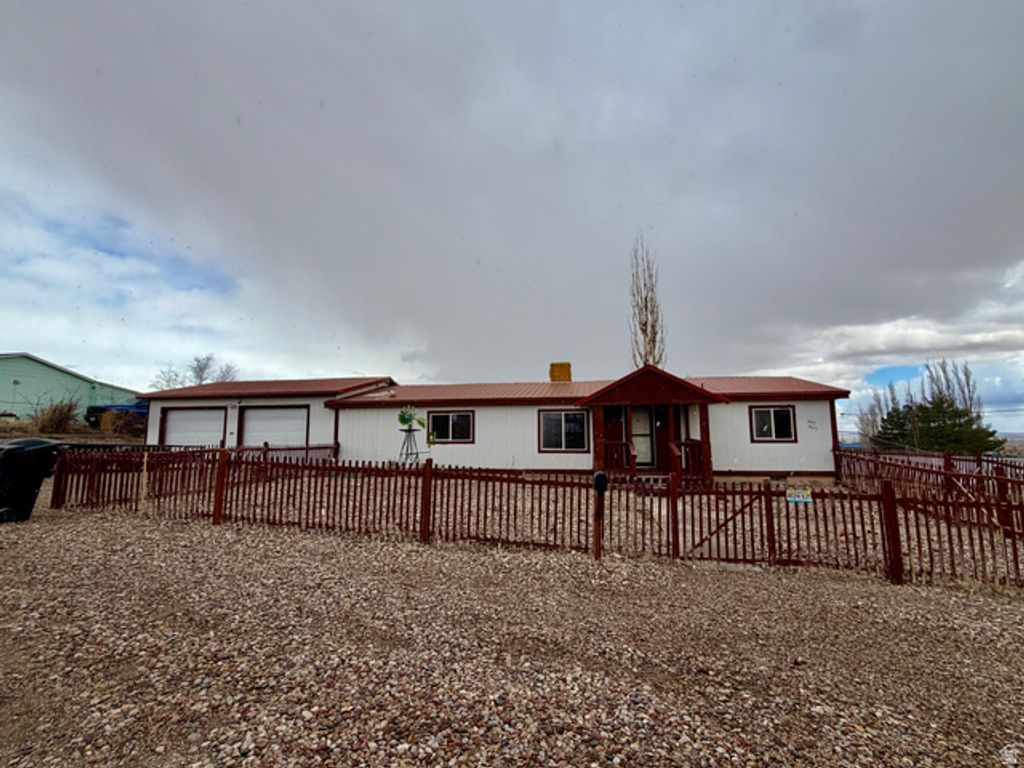 4977 S 2625 E, Vernal, UT 84078