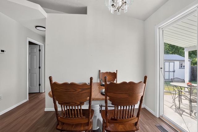 1389 E Tourmaline St, Meridian, ID 83646