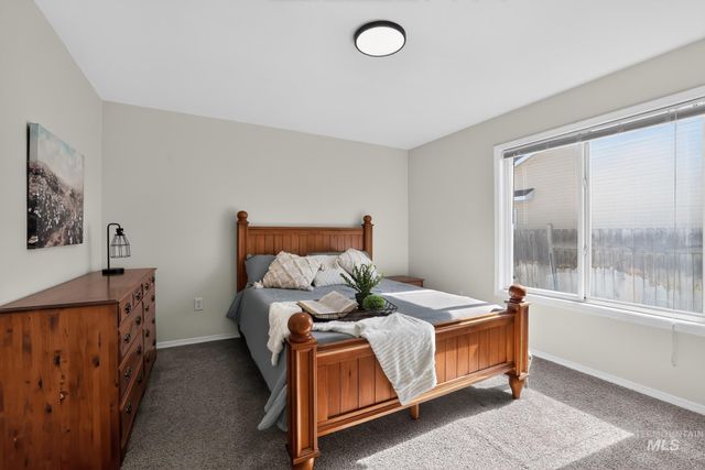 1389 E Tourmaline St, Meridian, ID 83646