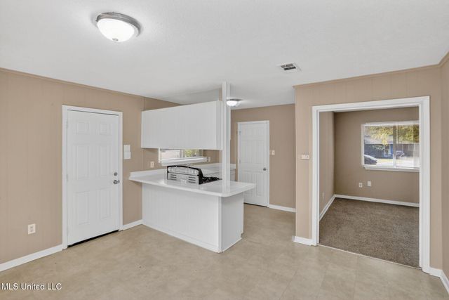 2446 Overbrook Drive, Jackson, MS 39213