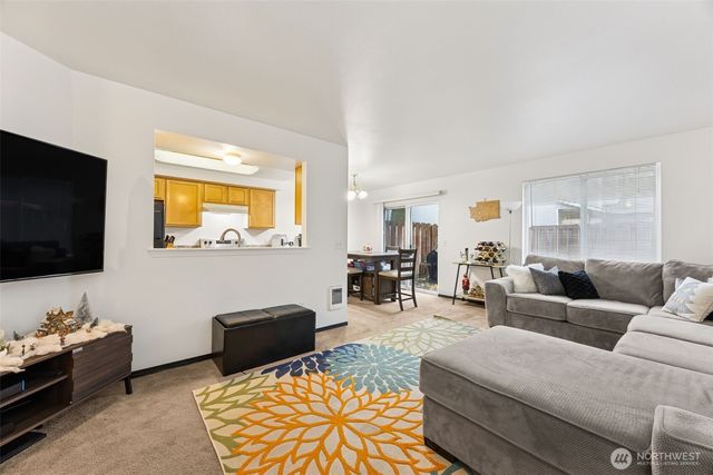 610 11th Avenue, Milton, WA 98354