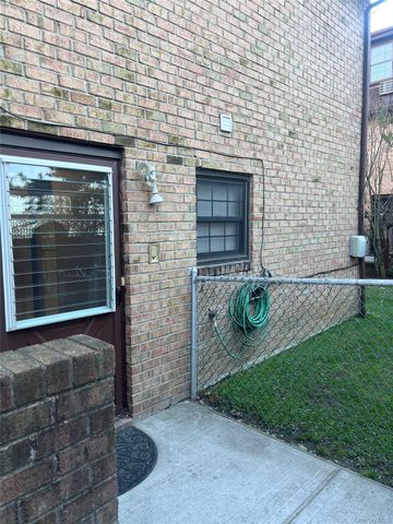 6106 233rd Street 15, Oakland Gardens, NY 11364