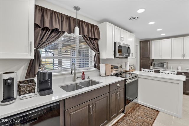 6154 Judge Drive, Toledo, OH 43615