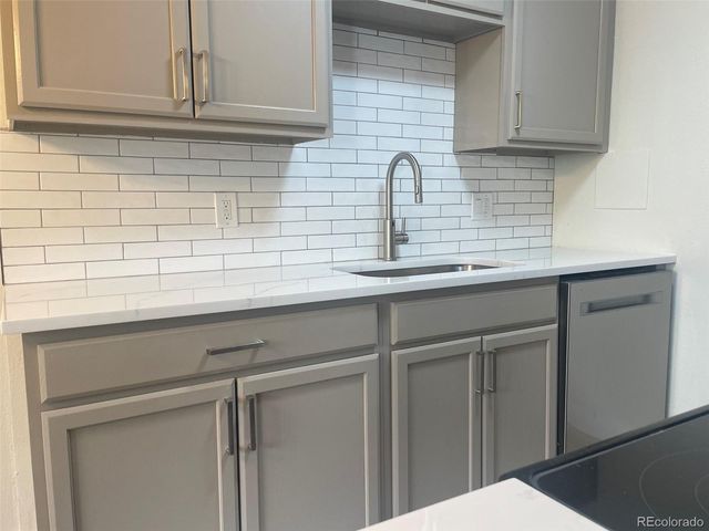 384 S Ironton Street 401, Aurora, CO 80012