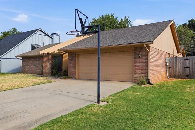 10337 Kendal Avenue, Yukon, OK 73099