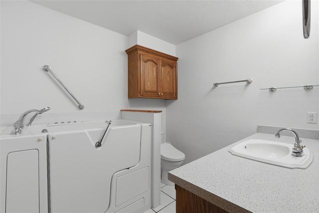 10337 Kendal Avenue, Yukon, OK 73099