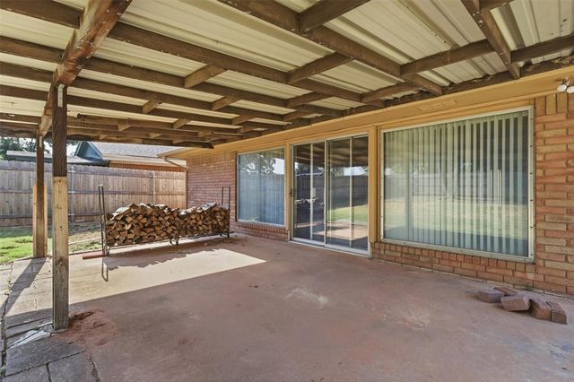 10337 Kendal Avenue, Yukon, OK 73099