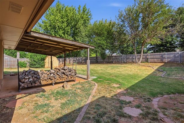 10337 Kendal Avenue, Yukon, OK 73099