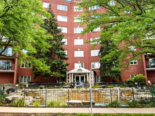 8580 W Foster Avenue 706, Norridge, IL 60706