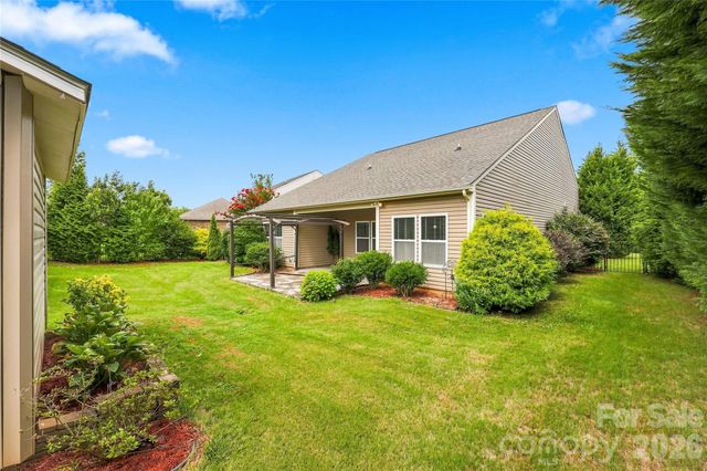 116 Water Ski Drive, Statesville, NC 28677