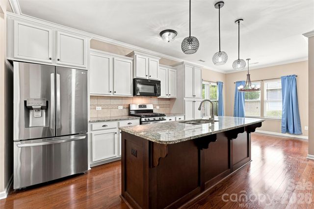 116 Water Ski Drive, Statesville, NC 28677