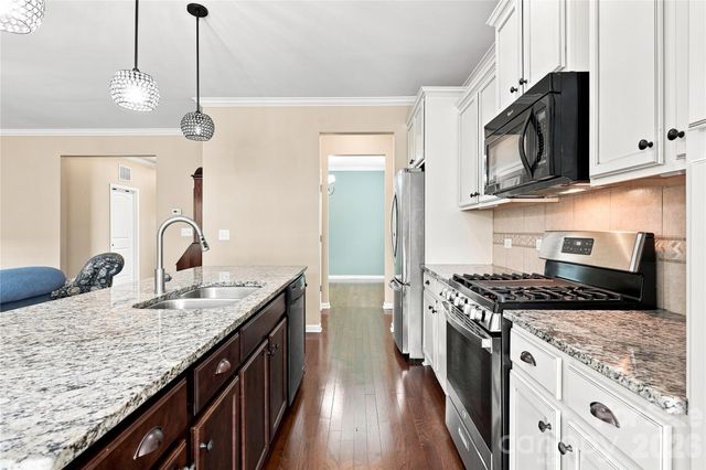 116 Water Ski Drive, Statesville, NC 28677