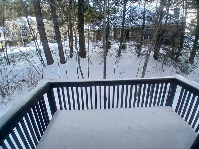 24 Thayer Pond Dr 17, Oxford, MA 01537