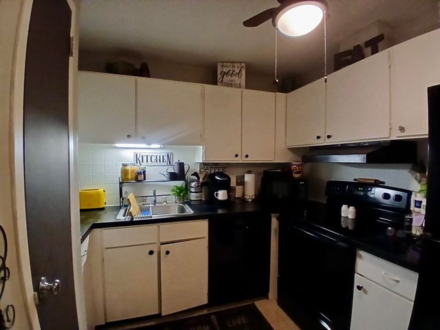 24 Thayer Pond Dr 17, Oxford, MA 01537