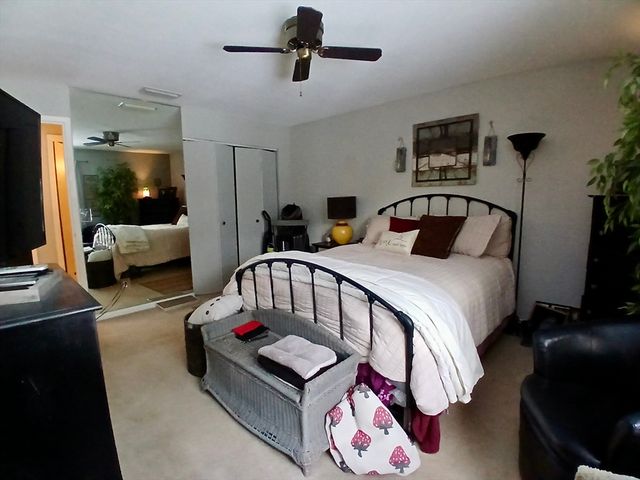 24 Thayer Pond Dr 17, Oxford, MA 01537