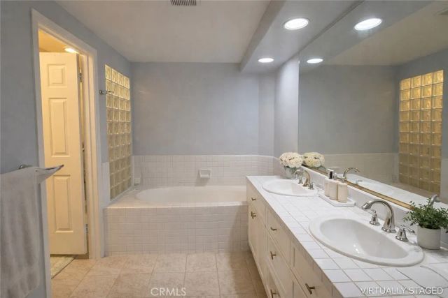 2253 Martin 107, Irvine, CA 92612