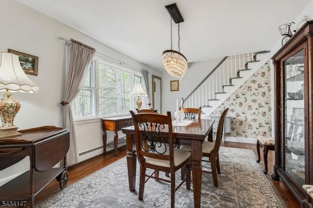33 Brooksyde Ave, Ringwood Boro, NJ 07456