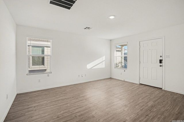 6819 Chicken, San Antonio, TX 78252