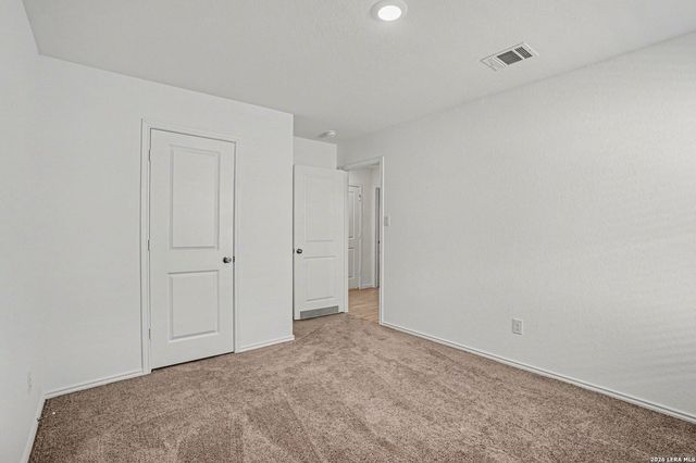 6819 Chicken, San Antonio, TX 78252