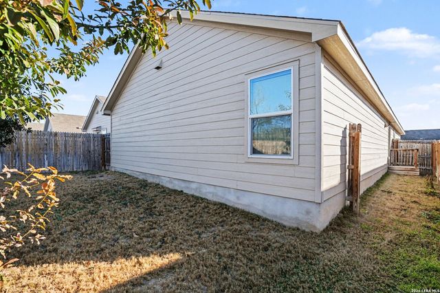 6819 Chicken, San Antonio, TX 78252