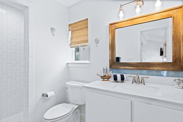 38 Mazatlan Drive 11, Rockport, TX 78382