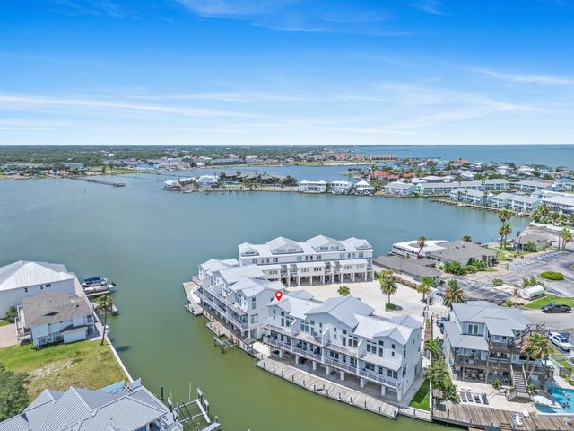 38 Mazatlan Drive 11, Rockport, TX 78382