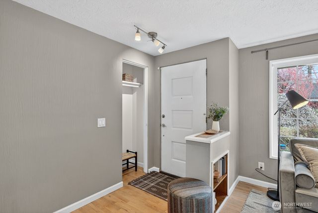 1500 E Fairhaven Avenue, Burlington, WA 98233