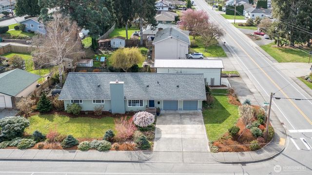 1500 E Fairhaven Avenue, Burlington, WA 98233