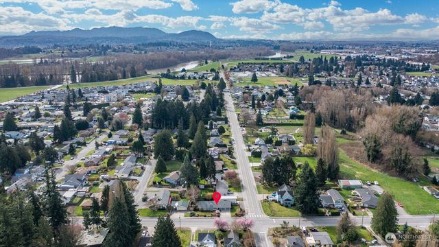 1500 E Fairhaven Avenue, Burlington, WA 98233