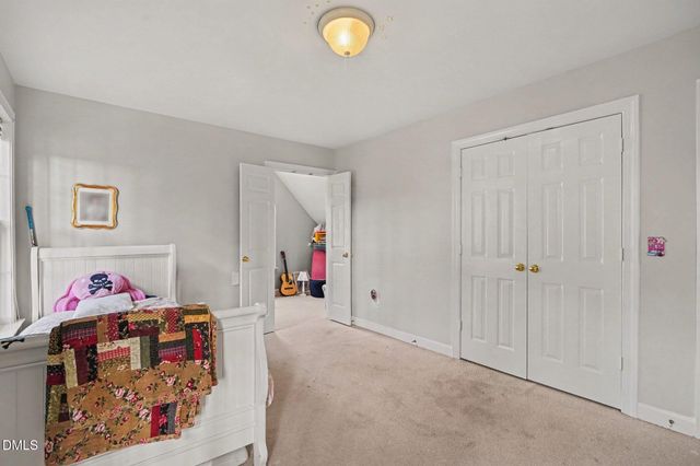 216 Powhatan Drive, Fuquay Varina, NC 27526