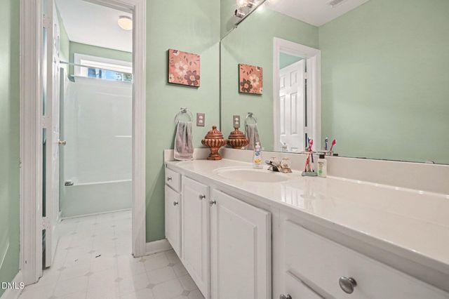 216 Powhatan Drive, Fuquay Varina, NC 27526