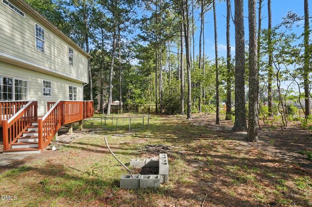 216 Powhatan Drive, Fuquay Varina, NC 27526