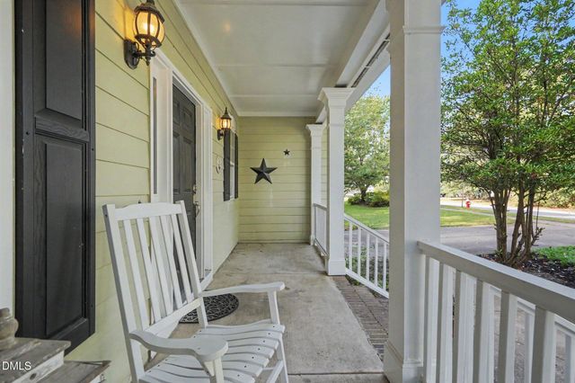 216 Powhatan Drive, Fuquay Varina, NC 27526