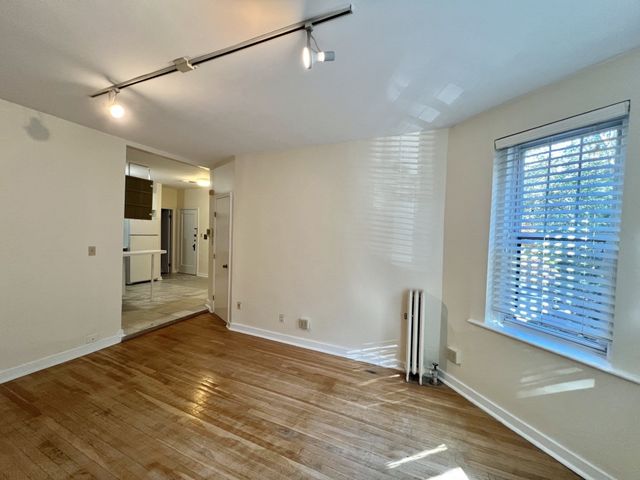31 Queensberry 11, Boston, MA 02215