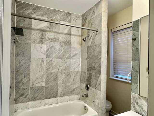 31 Queensberry 11, Boston, MA 02215