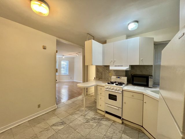 31 Queensberry 11, Boston, MA 02215