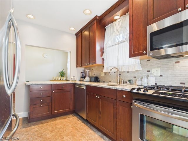 1814 Worthington Street, Parkersburg, WV 26101