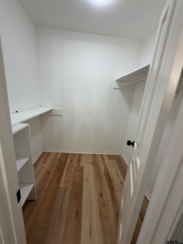 404 Brookwood, Mt Pleasant, TX 75455